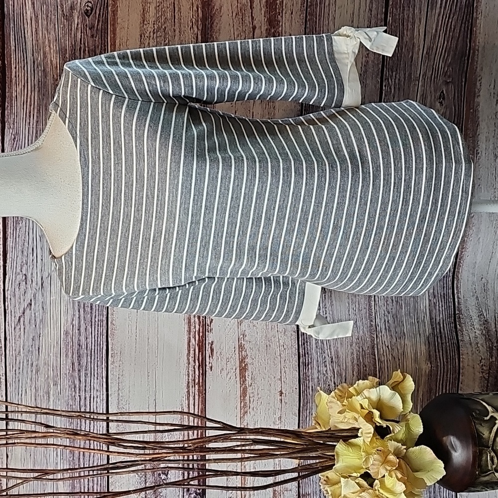 NWT CHARTER CLUB 3/4 CUFF SLEEVE GRAY & WHITE STRIPE PULLOVER KNIT TOP - Picture 1 of 12